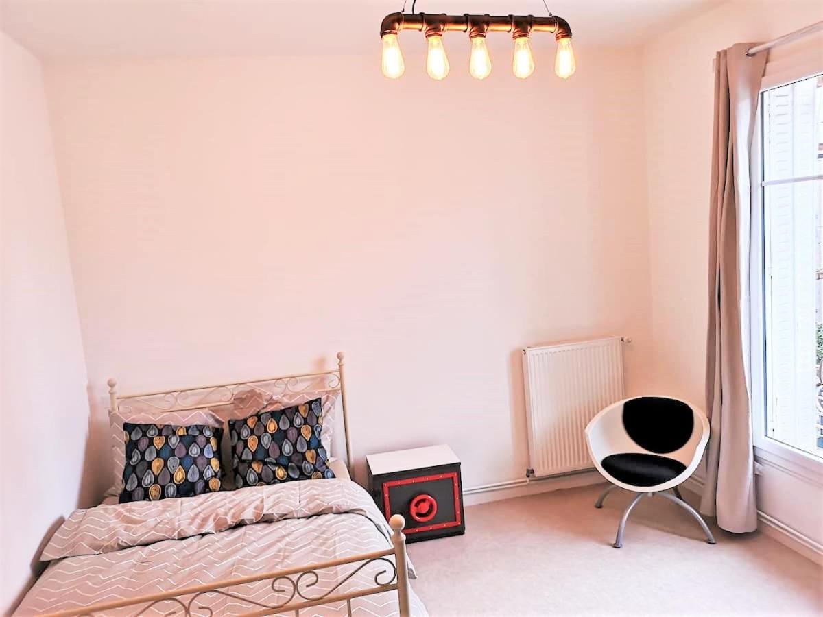 Greyhound - Grand Appartement Centre-Ville 수아송 외부 사진